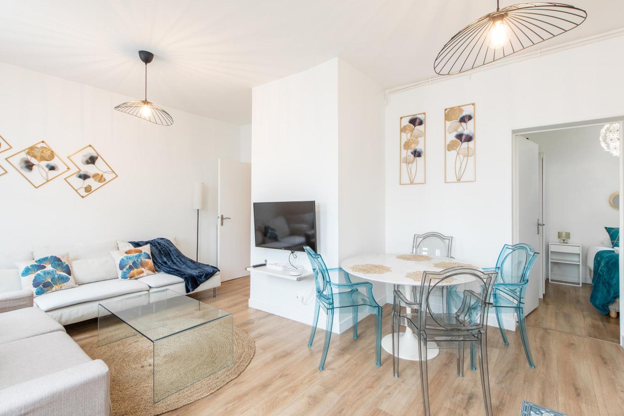 Spacious And Bright 2-Bedroom Large Apartment Very Close To Paris - Near Metro Boulogne-Billancourt Luaran gambar