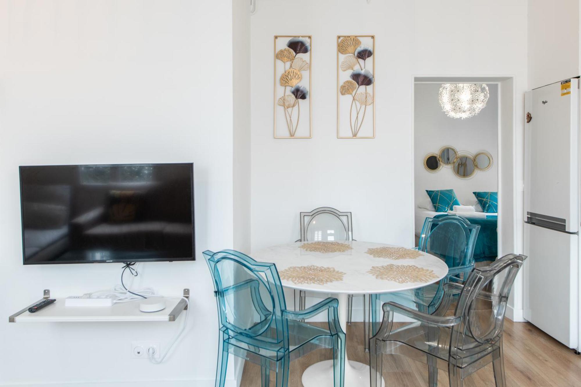 Spacious And Bright 2-Bedroom Large Apartment Very Close To Paris - Near Metro Boulogne-Billancourt Luaran gambar