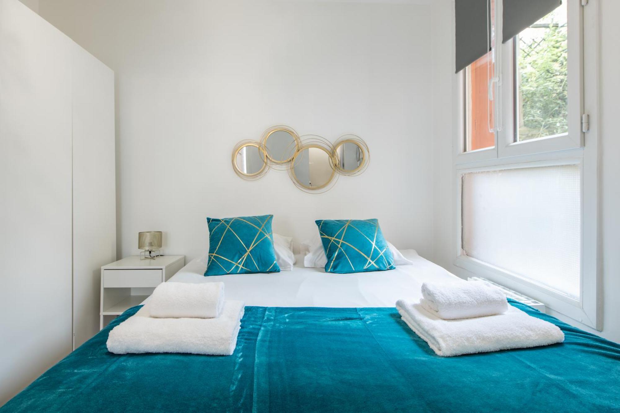 Spacious And Bright 2-Bedroom Large Apartment Very Close To Paris - Near Metro Boulogne-Billancourt Luaran gambar