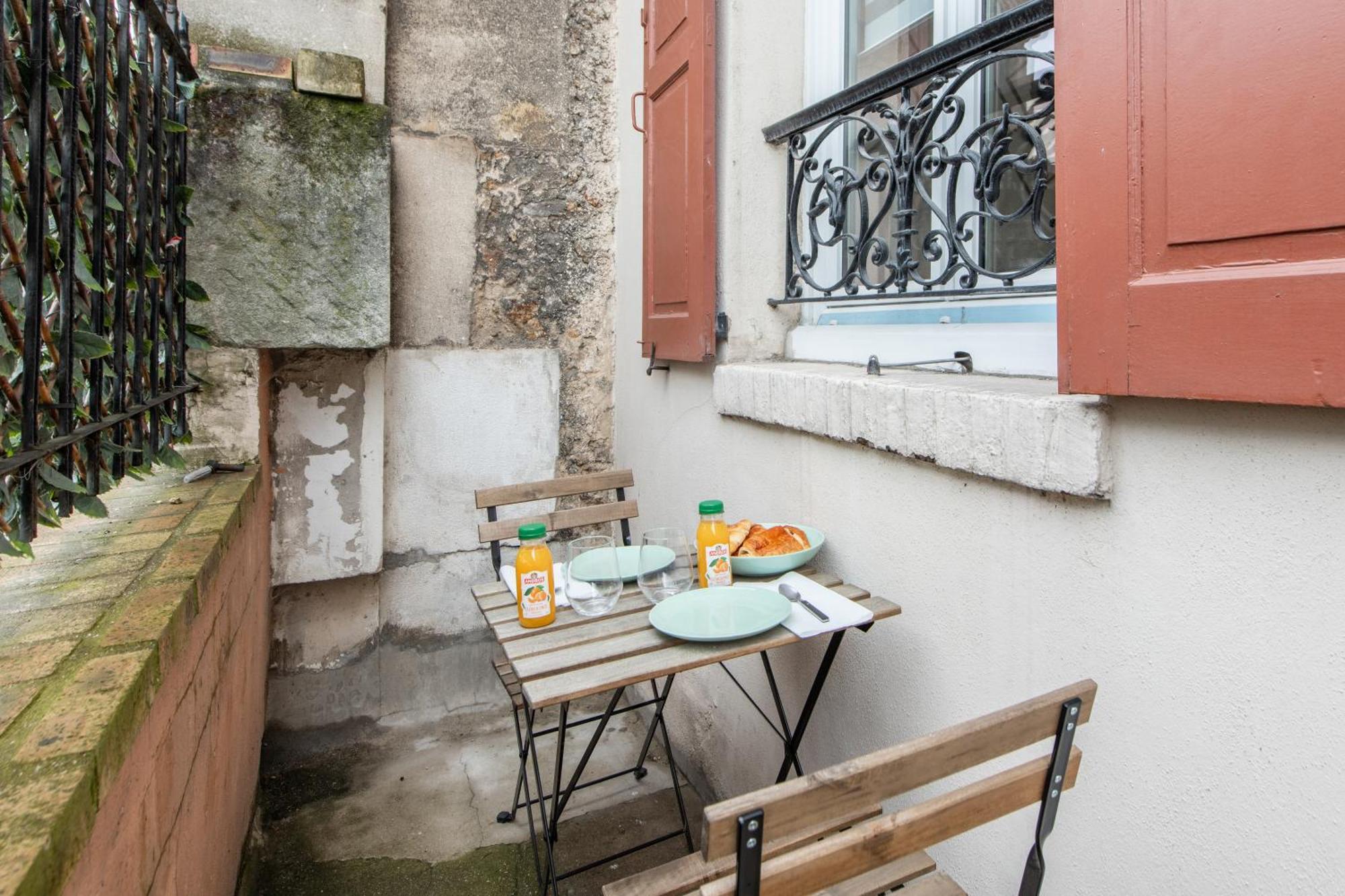 Spacious And Bright 2-Bedroom Large Apartment Very Close To Paris - Near Metro Boulogne-Billancourt Luaran gambar