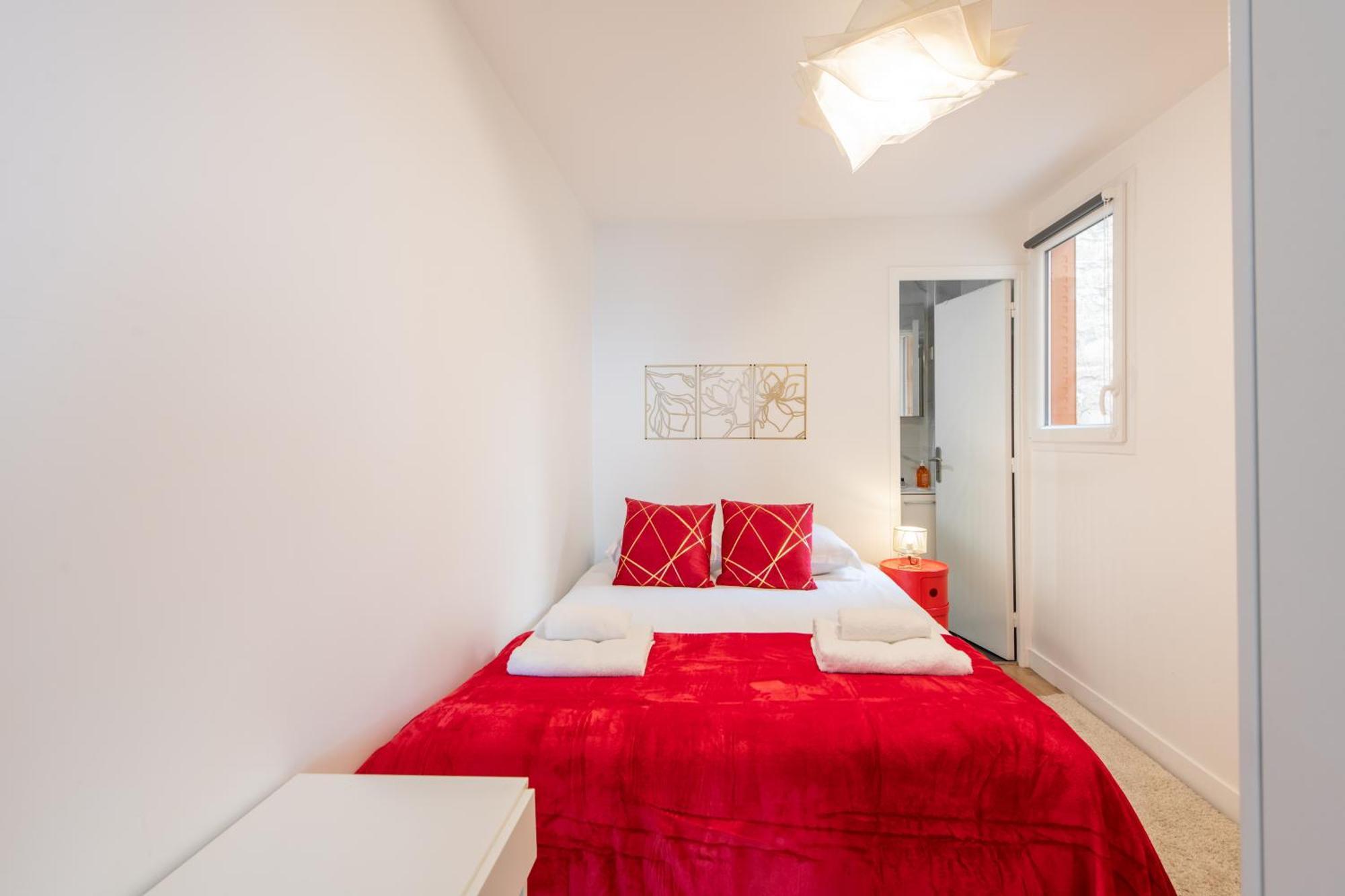 Spacious And Bright 2-Bedroom Large Apartment Very Close To Paris - Near Metro Boulogne-Billancourt Luaran gambar