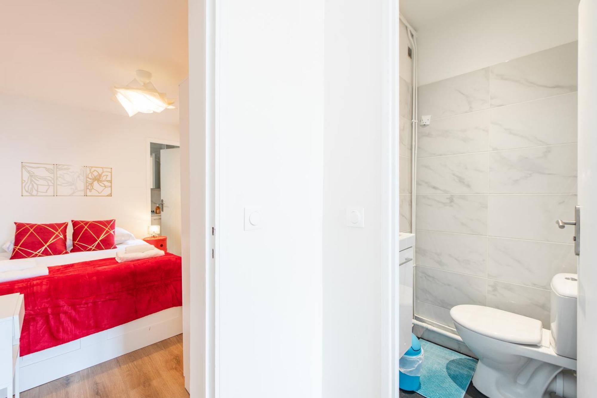 Spacious And Bright 2-Bedroom Large Apartment Very Close To Paris - Near Metro Boulogne-Billancourt Luaran gambar