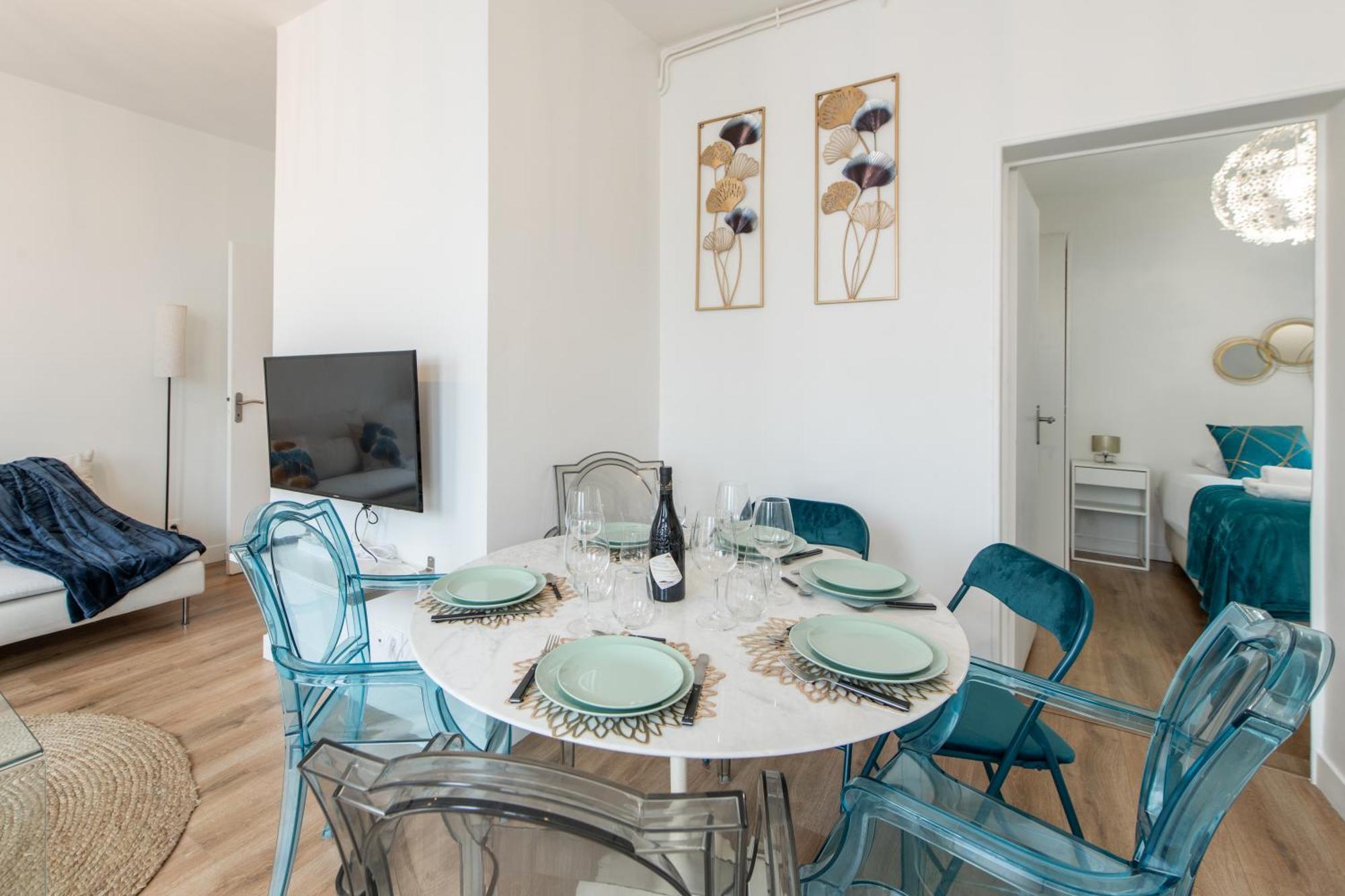 Spacious And Bright 2-Bedroom Large Apartment Very Close To Paris - Near Metro Boulogne-Billancourt Luaran gambar