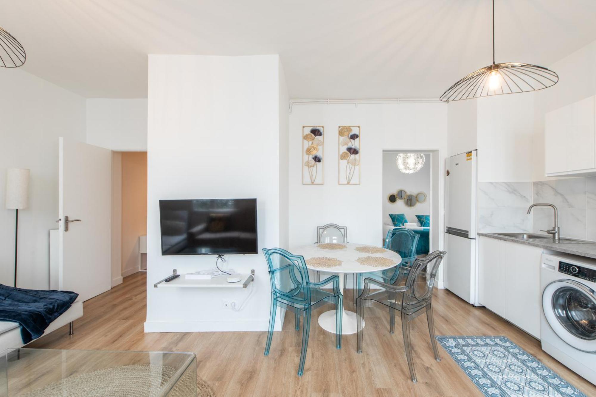 Spacious And Bright 2-Bedroom Large Apartment Very Close To Paris - Near Metro Boulogne-Billancourt Luaran gambar