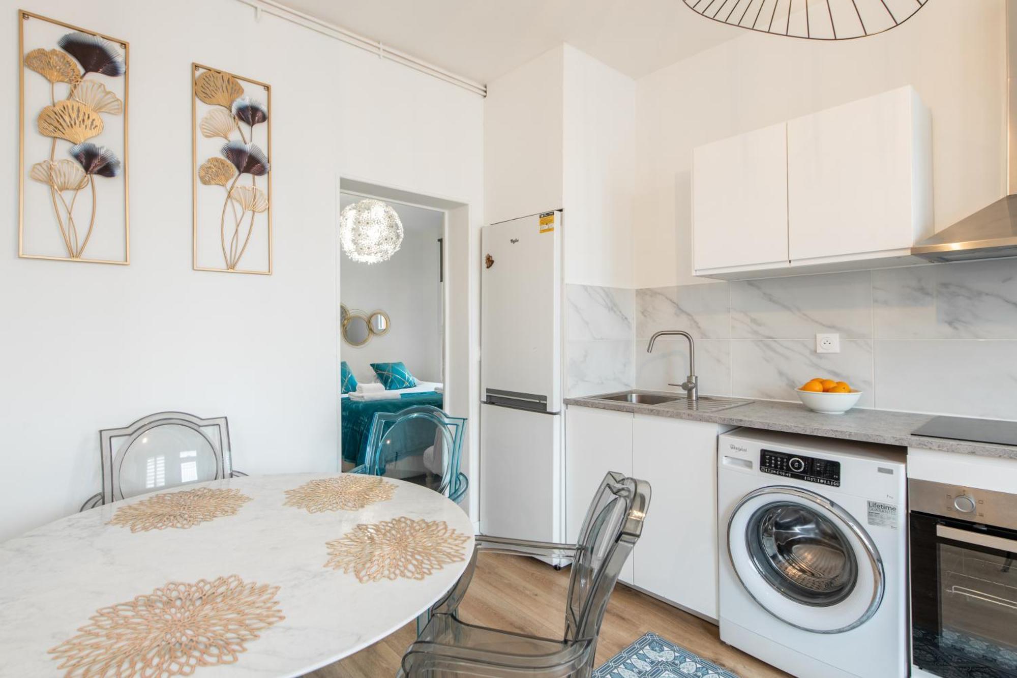 Spacious And Bright 2-Bedroom Large Apartment Very Close To Paris - Near Metro Boulogne-Billancourt Luaran gambar