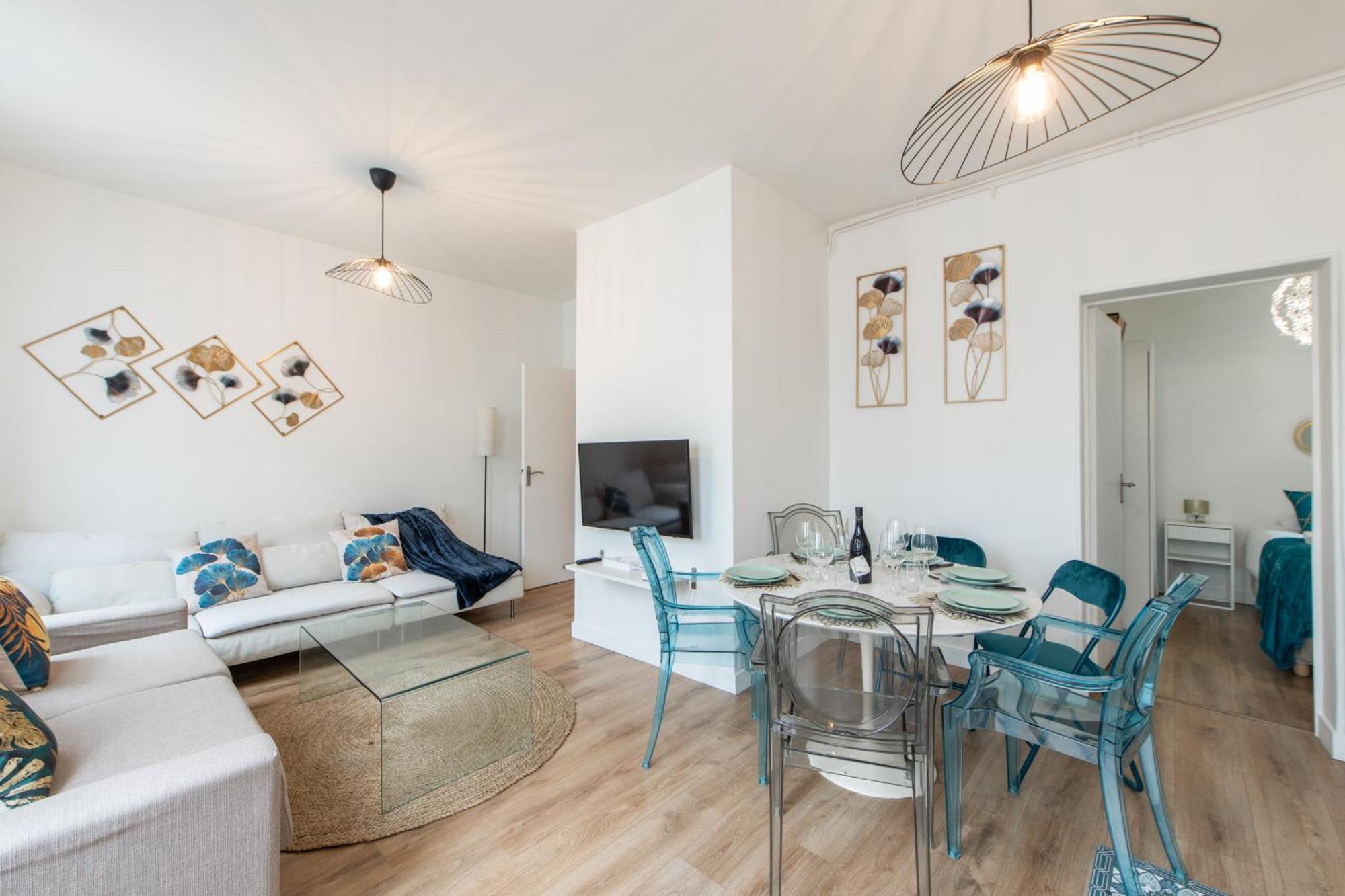 Spacious And Bright 2-Bedroom Large Apartment Very Close To Paris - Near Metro Boulogne-Billancourt Luaran gambar