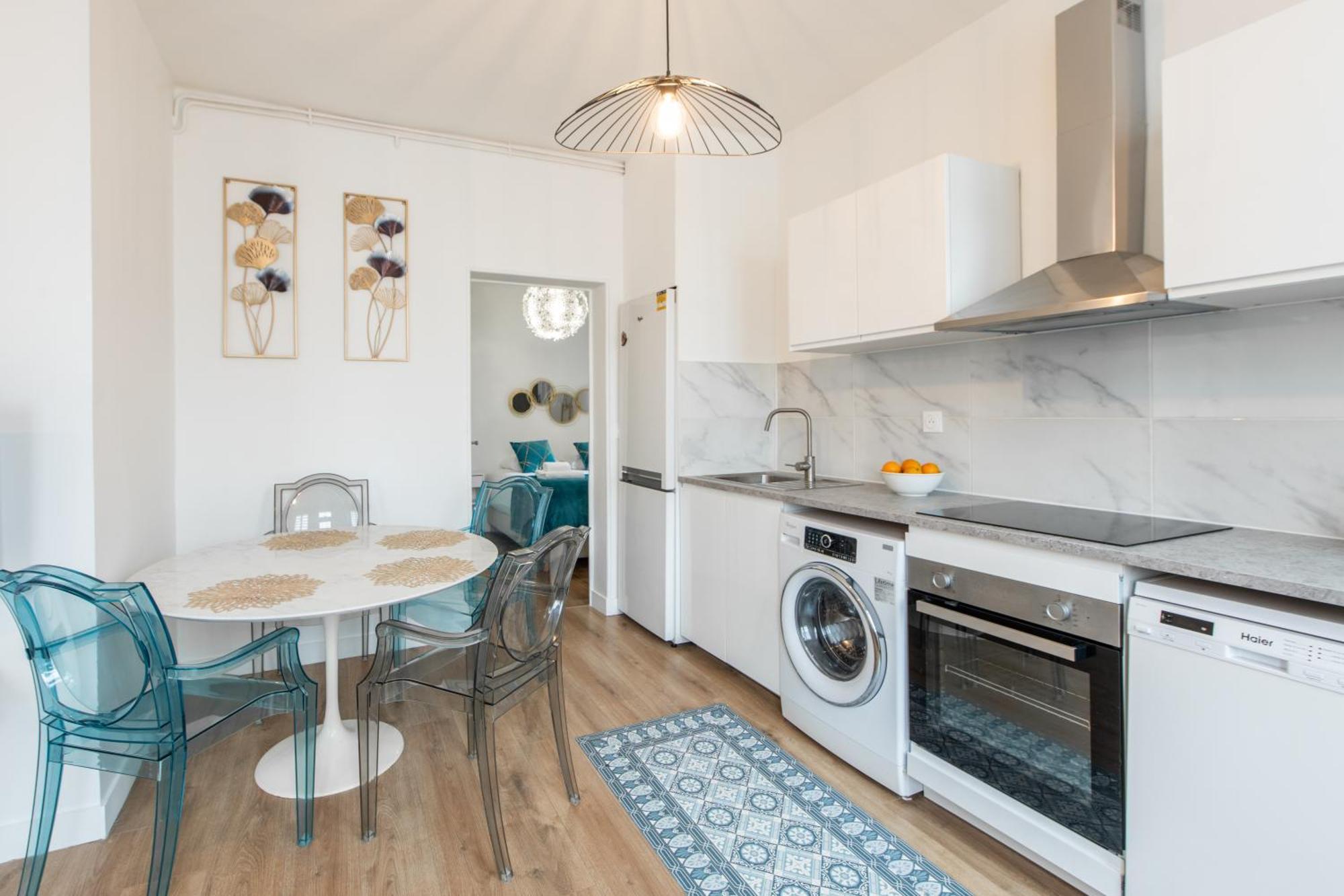 Spacious And Bright 2-Bedroom Large Apartment Very Close To Paris - Near Metro Boulogne-Billancourt Luaran gambar