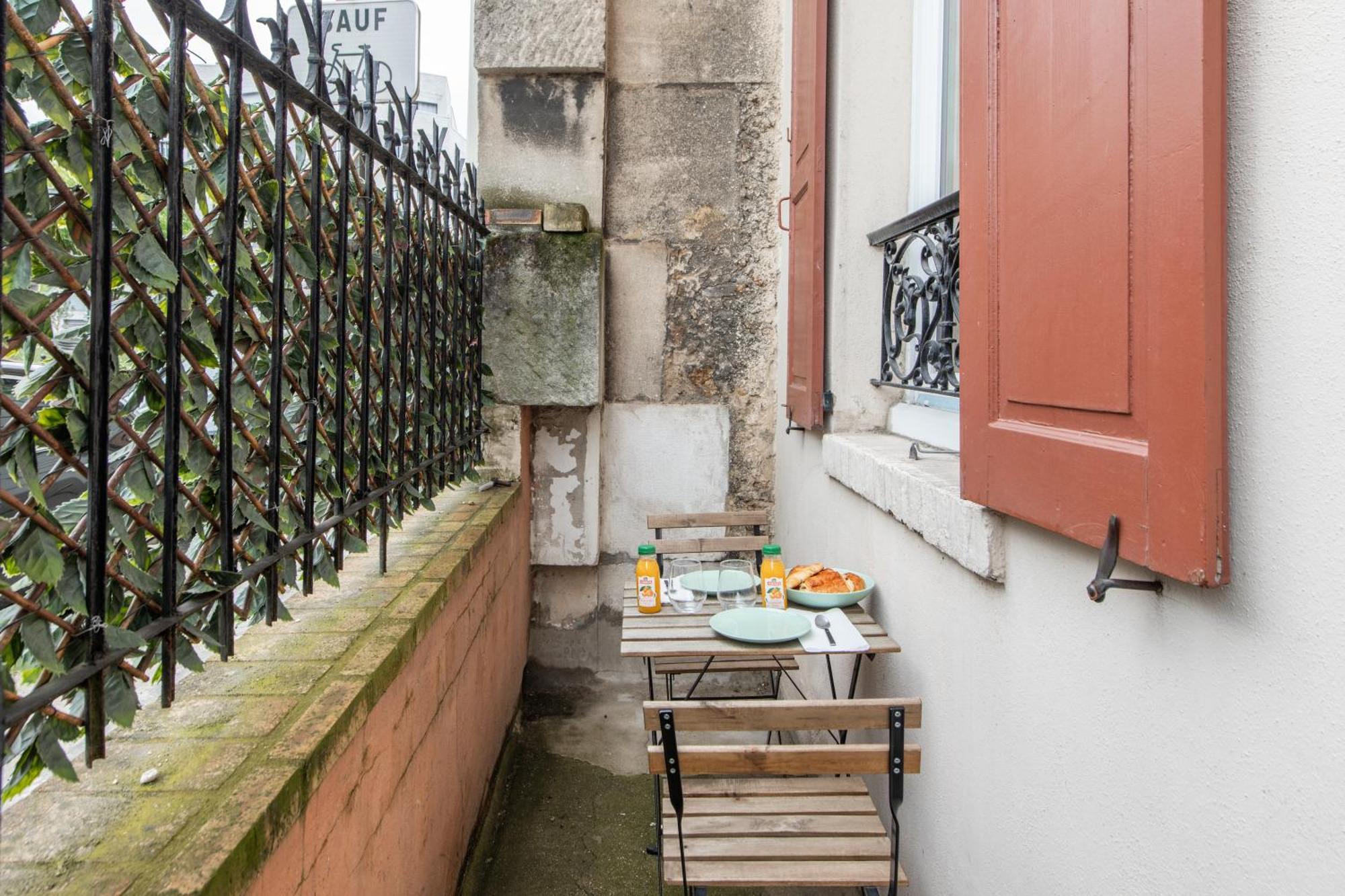 Spacious And Bright 2-Bedroom Large Apartment Very Close To Paris - Near Metro Boulogne-Billancourt Luaran gambar