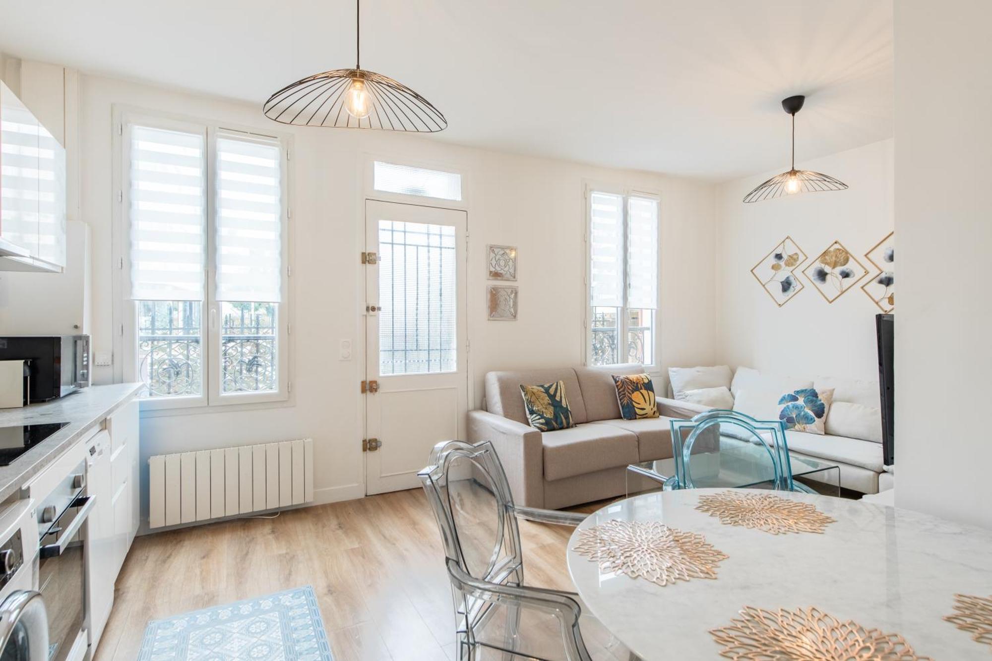 Spacious And Bright 2-Bedroom Large Apartment Very Close To Paris - Near Metro Boulogne-Billancourt Luaran gambar